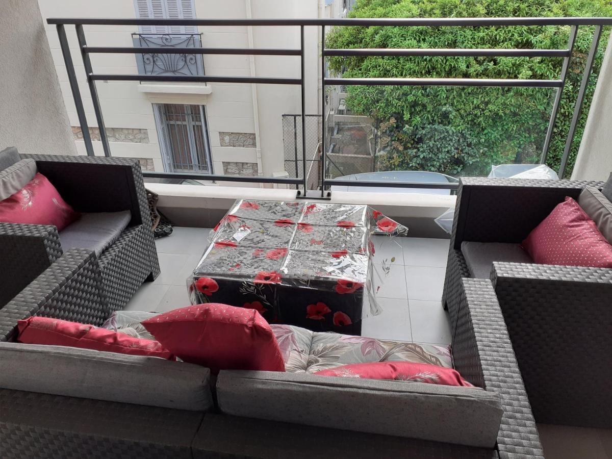 Cannes: Cosy à 2 Pas De La Croisette Appartement